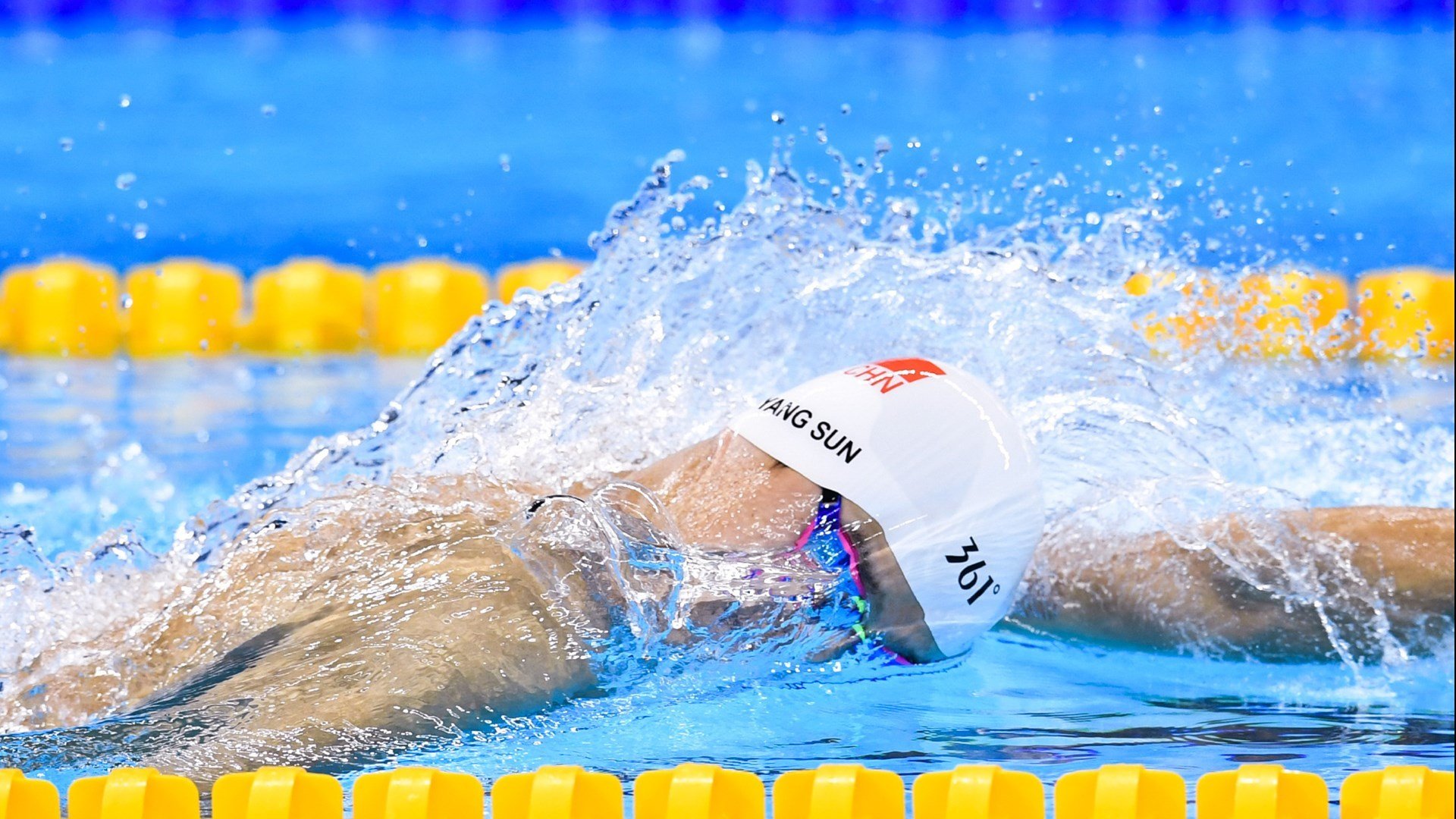 《虚拟主播与电竞合作频繁，行业生态不断丰富》，虚拟主播好看吗