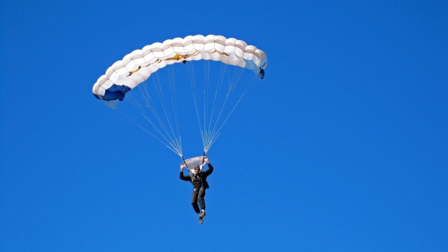 凯尔特人节奏控制得当连胜不断，凯尔特人打法