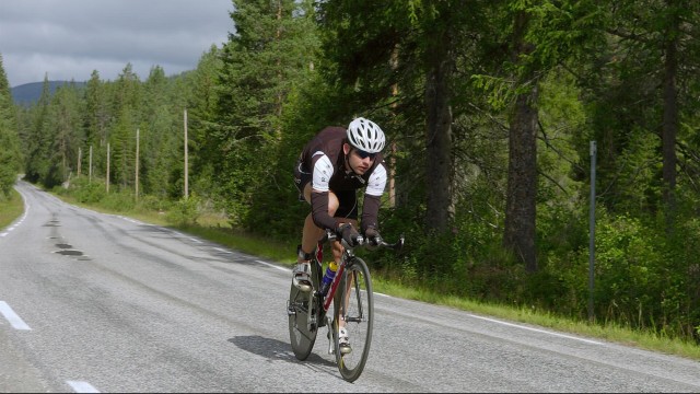 强攻防守：篮球比赛中的攻防博弈解析，篮球攻防战术有哪些