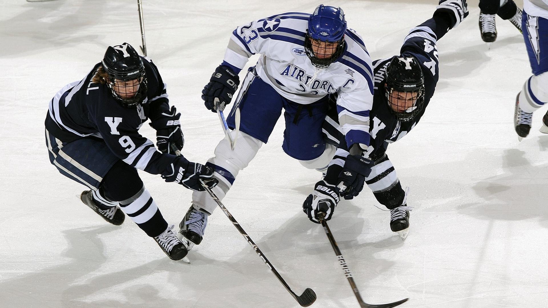 丹麦国家队实力惊人，欧国联对手不敌其强势，丹麦国家队强吗